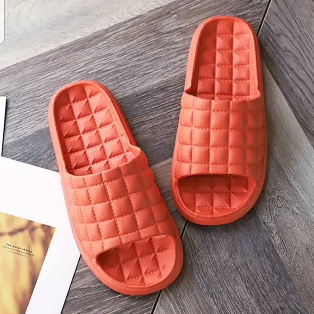 New Women's Soft Slides